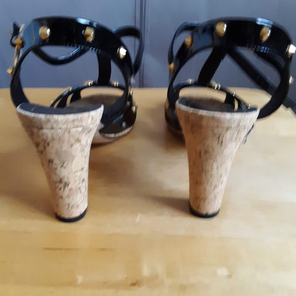 Gucci Studded Patent Leather Heels - Picture 5 of 8